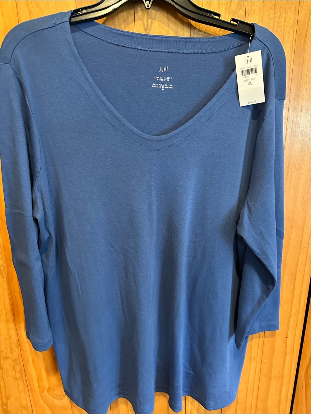 JJill Pima 3/4 sleeve scoop neck tee.